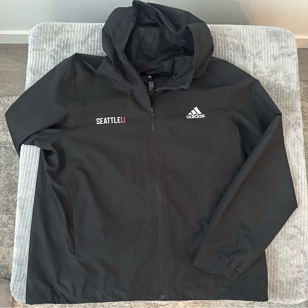 Men’s Adidas Seattle University Lightweight Rain Jacket size XL